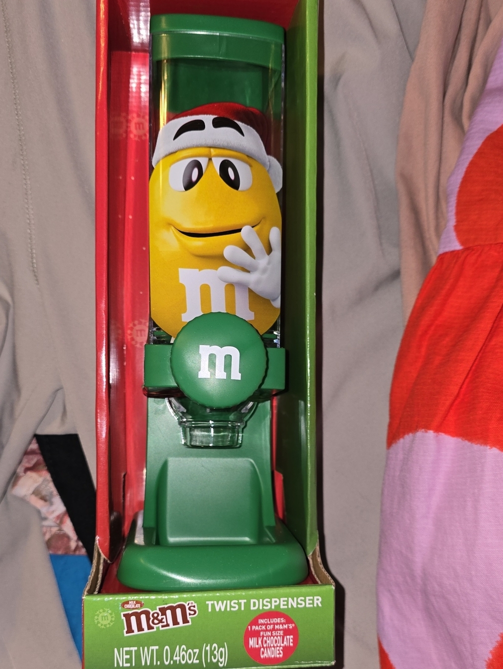 M&M'S Yellow Character‎ Twist Dispenser - Green Base